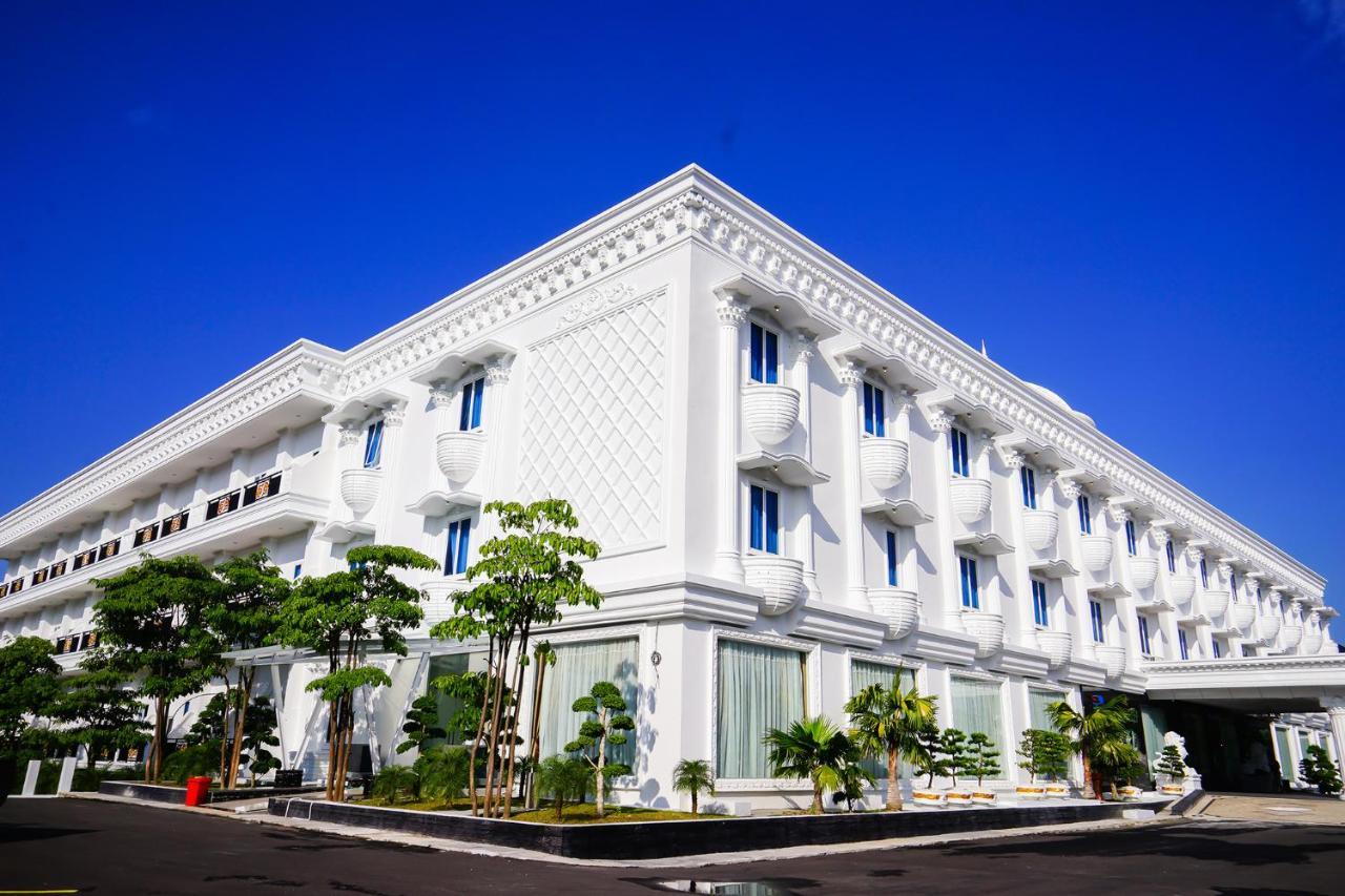 Singapore City Hotel Batu Bara Sungaibalai ภายนอก รูปภาพ