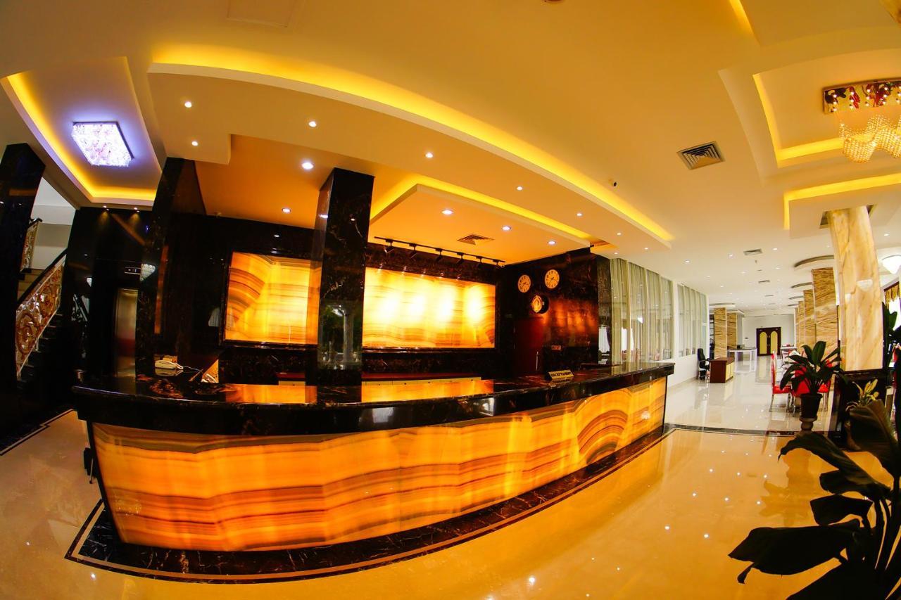 Singapore City Hotel Batu Bara Sungaibalai ภายนอก รูปภาพ