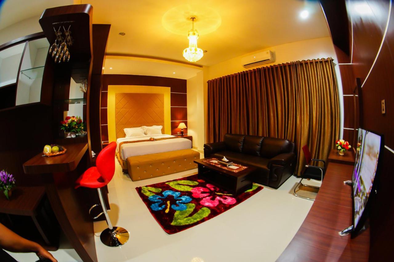Singapore City Hotel Batu Bara Sungaibalai ภายนอก รูปภาพ