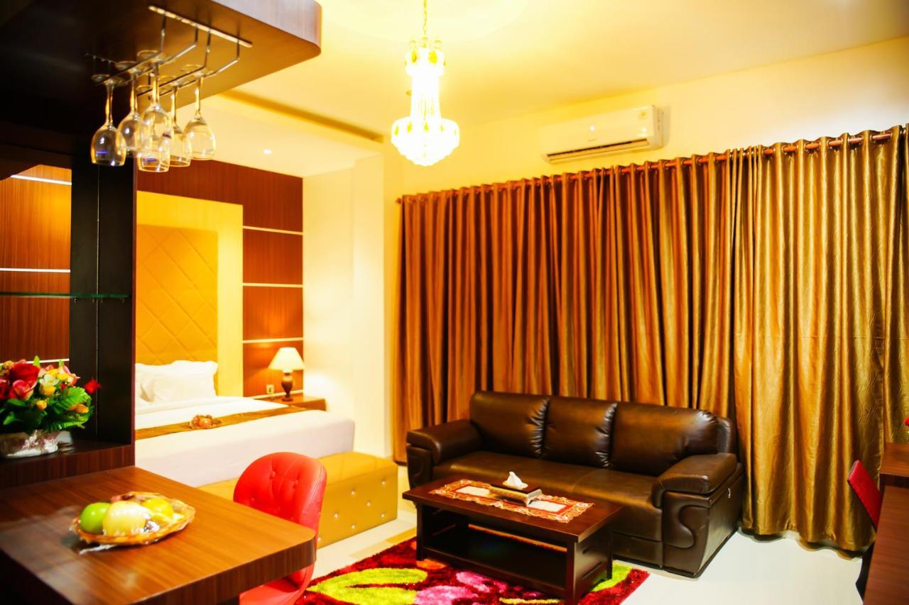 Singapore City Hotel Batu Bara Sungaibalai ภายนอก รูปภาพ