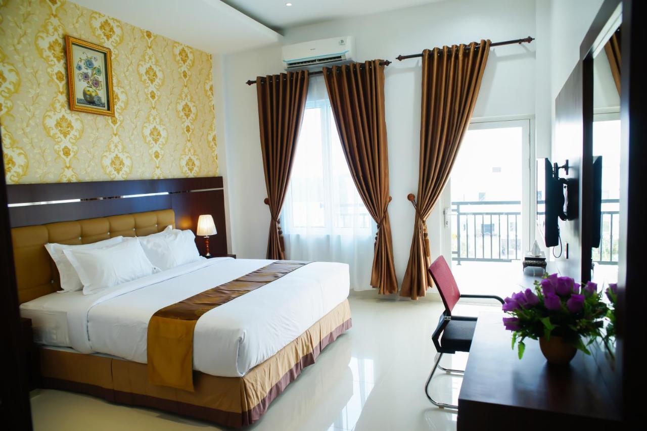 Singapore City Hotel Batu Bara Sungaibalai ภายนอก รูปภาพ